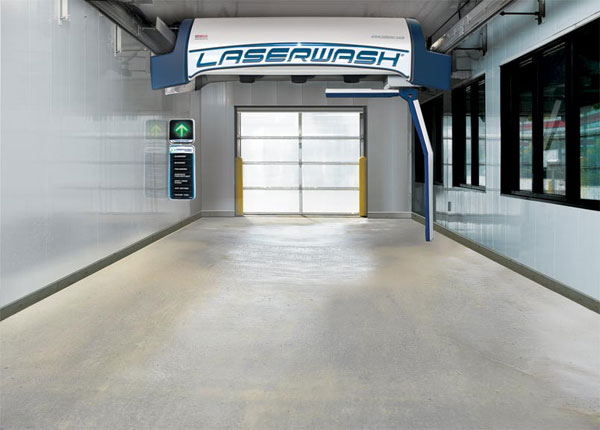 Keeping your Auto Wash Bay Clean